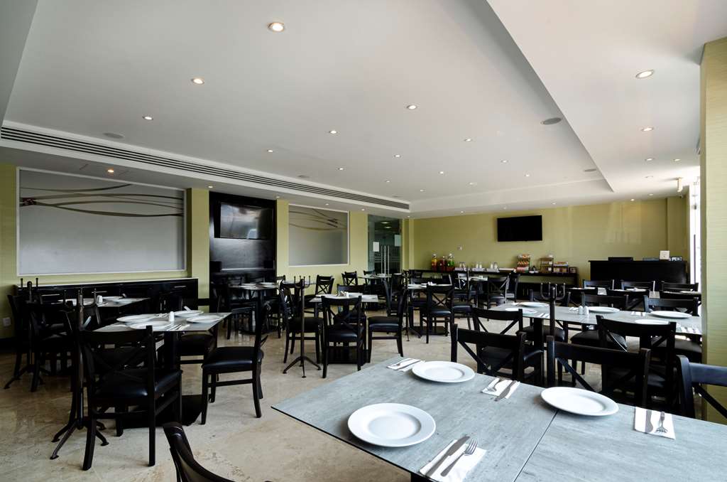 Фото DoubleTree by Hilton Queretaro