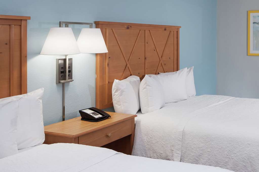 Фото Hampton Inn Austin Nw