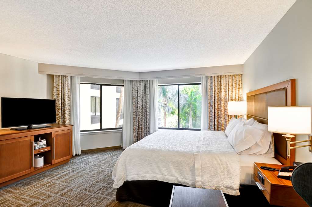 Фото Hampton Inn Boca Raton