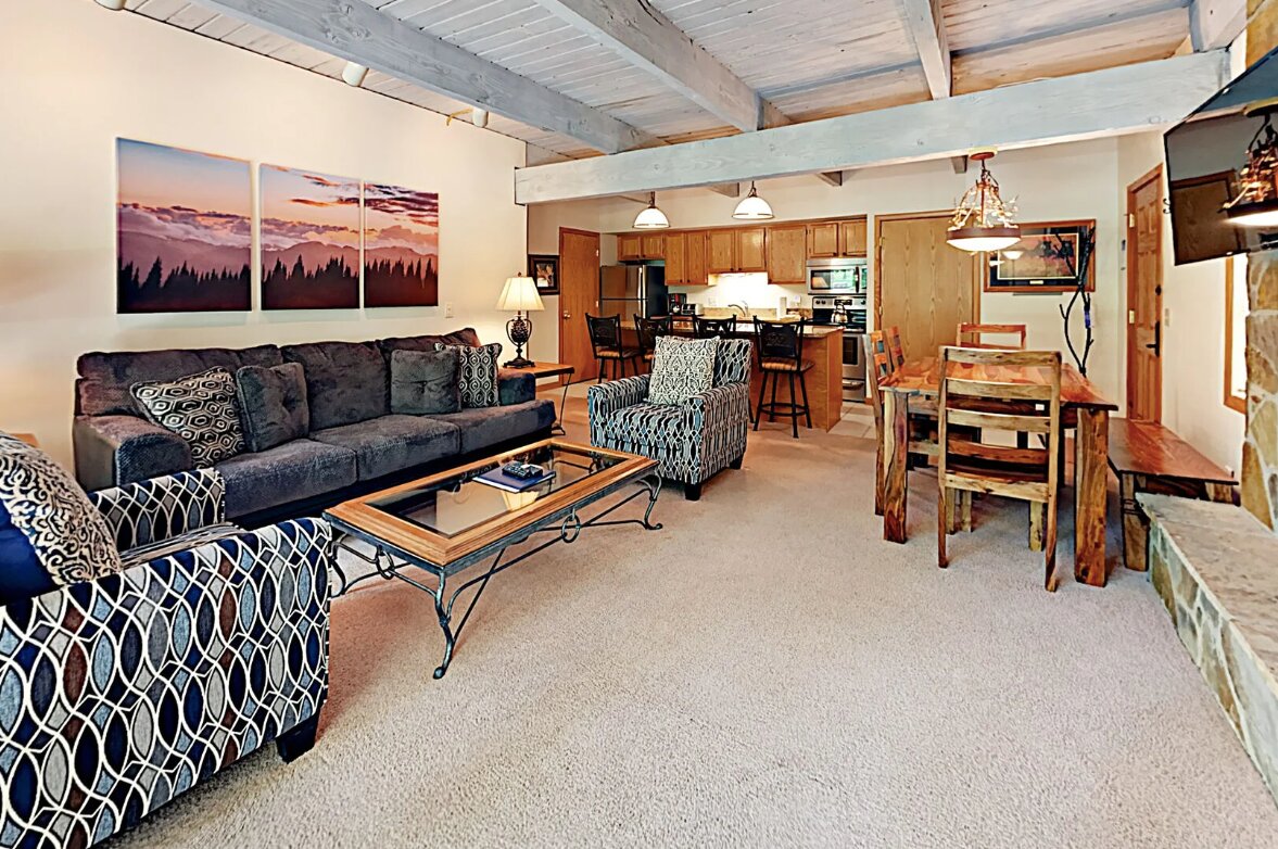 Фото The Timberline Condominiums