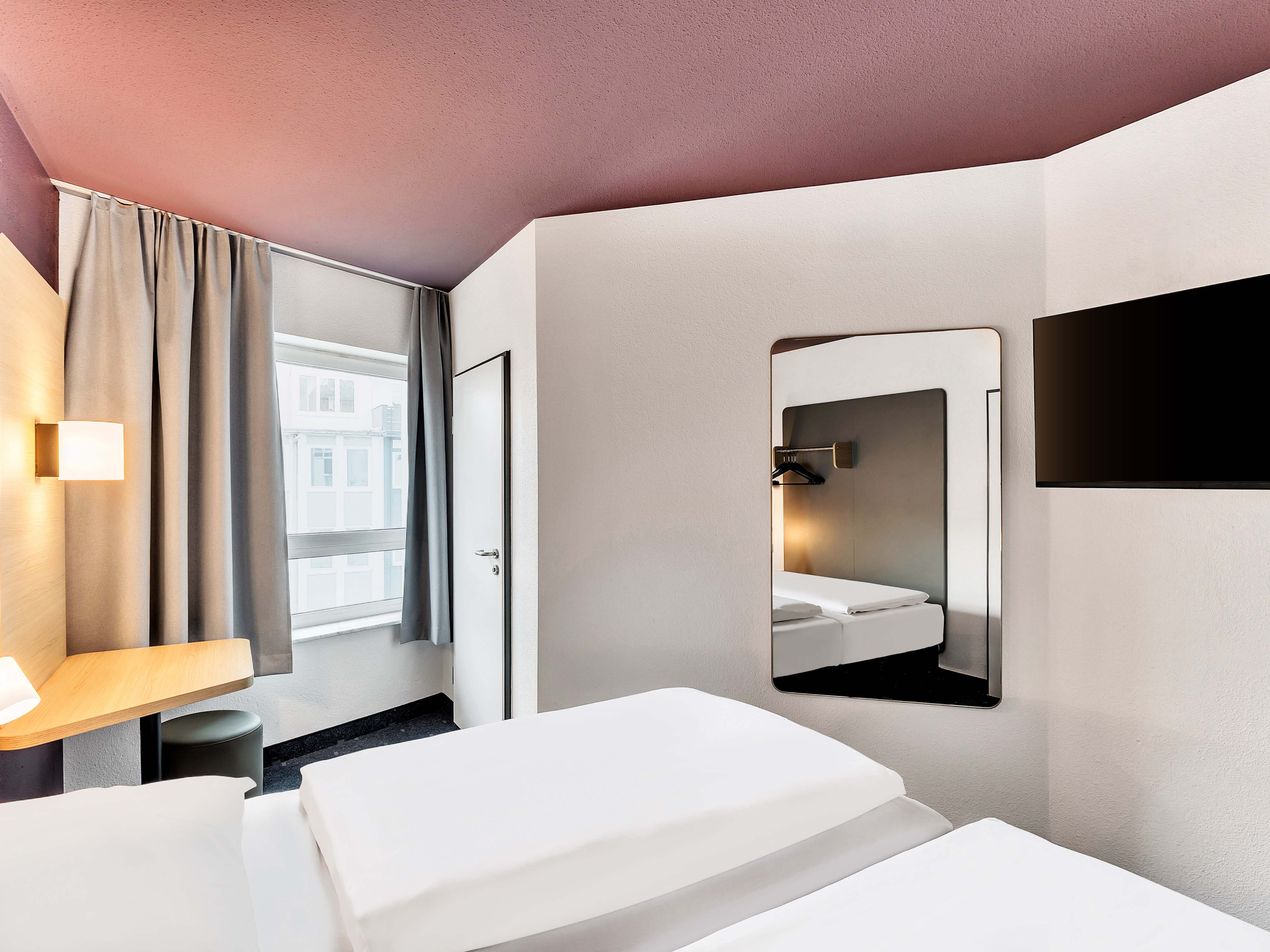 Фото B&b Hotel Bremen-Altstadt