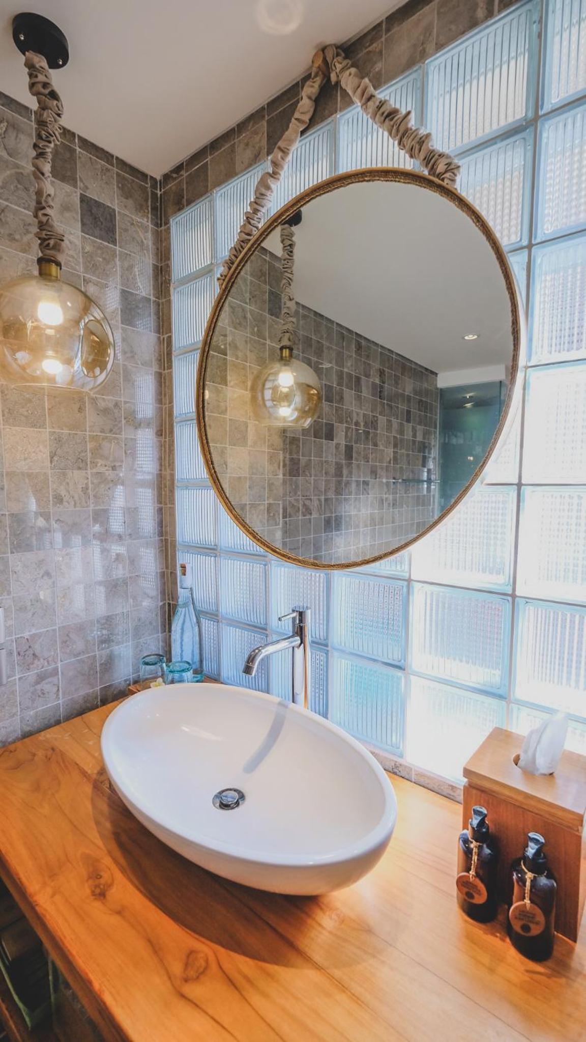 Фото Amnaya Resort Nusa Dua