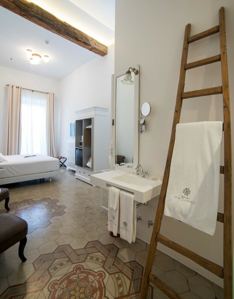 Фото Hotel Madinat