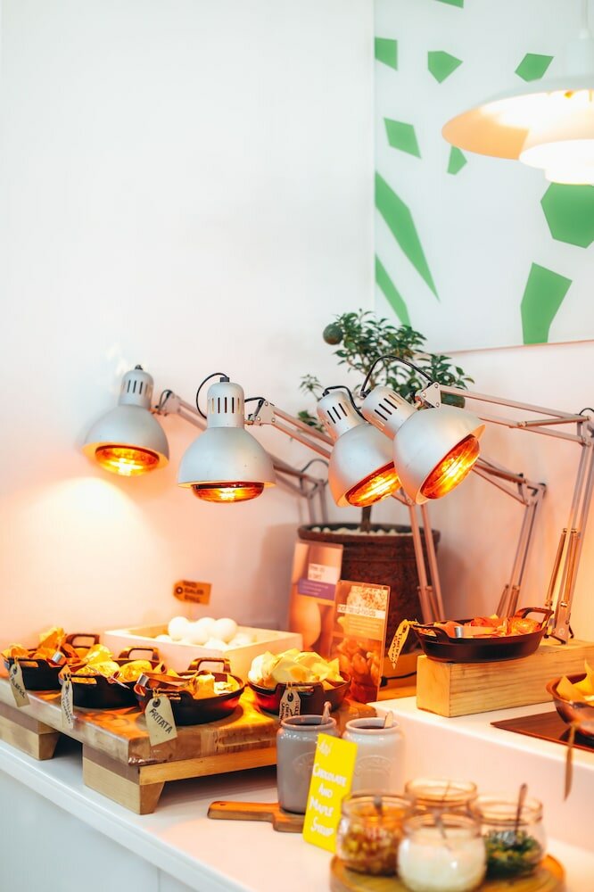 Фото Yas Plaza Bay