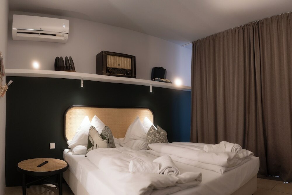 Фото 192934873645