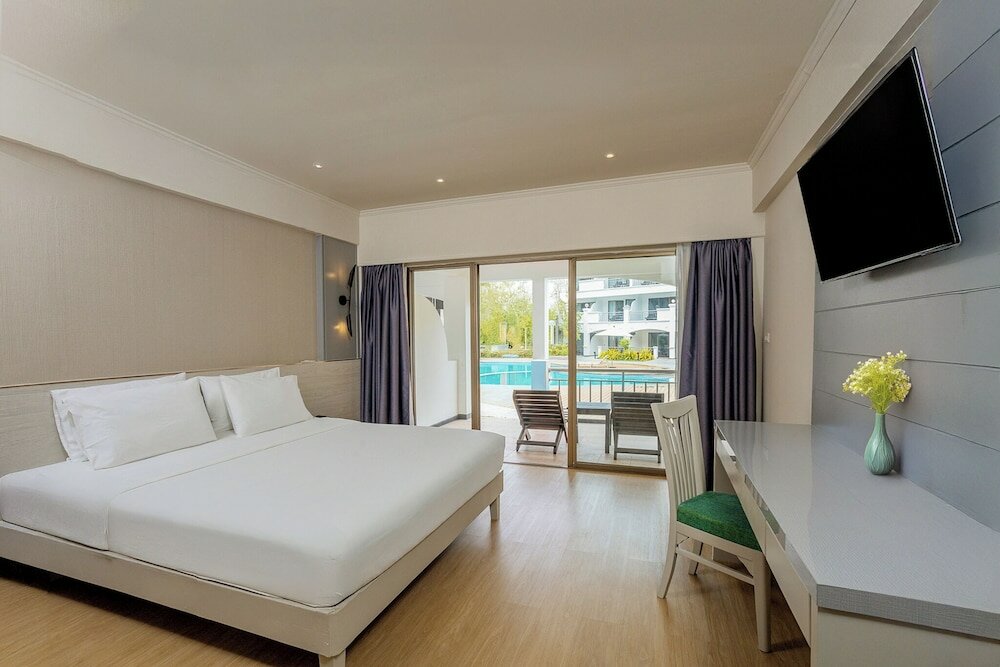 Фото Pinnacle Grand Jomtien Resort