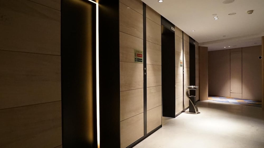 Фото Holiday Inn Express Shenzhen Dongmen