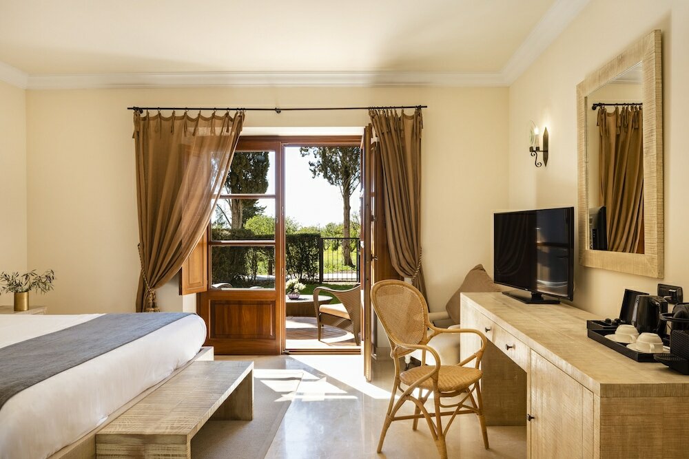 Фото Son Julia Country House & SPA