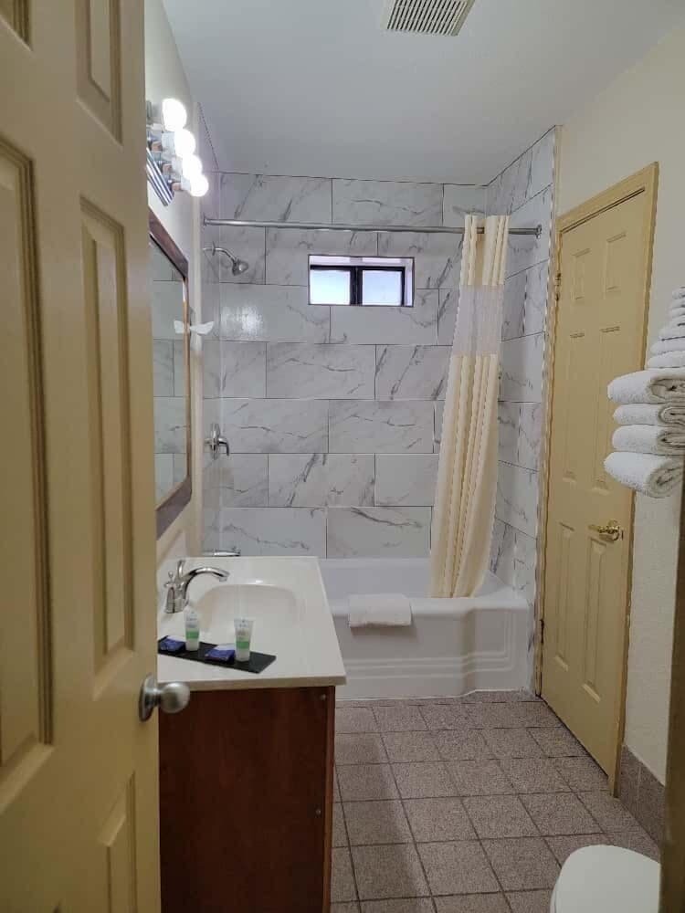 Фото Americas Best Value Inn Williams Grand Canyon