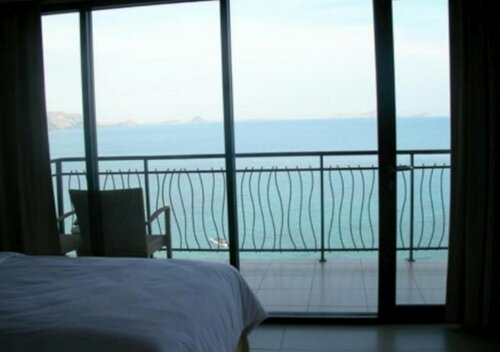 Внешний вид отеля Laprima Hotel Flores в Лабуан-Баджо, фото 5