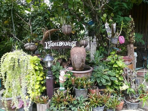 Гостиница Samnaree Garden House в Провинции Пхрэ