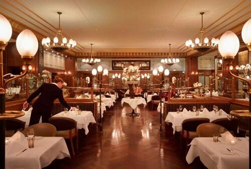 Гостиница Hotel Schweizerhof Bern & SPA в Берне