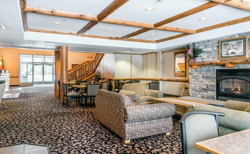 Гостиница Rodeway Inn and Suites Tomahawk в Томахоке