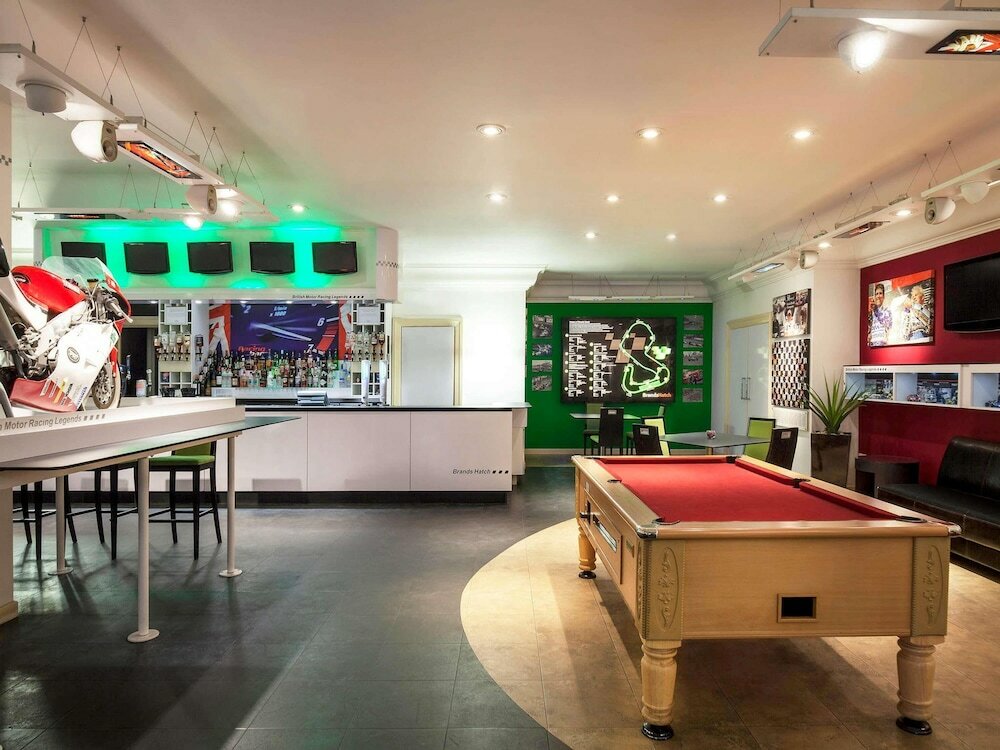 Фото Mercure Dartford Brands Hatch Hotel & SPA