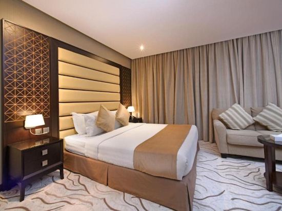 Фото Naviti Warwick Al Khobar