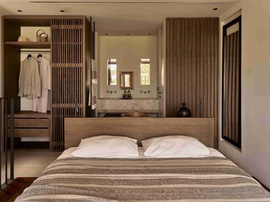 Фото Theros All Suite Hotel - Adults Only