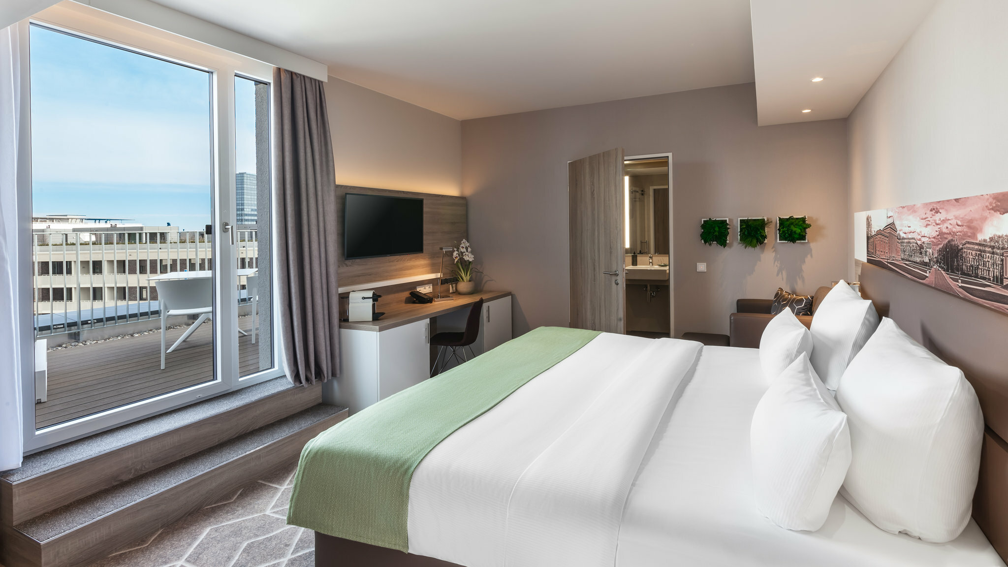 Фото Holiday Inn Express Munich - City East, an Ihg Hotel