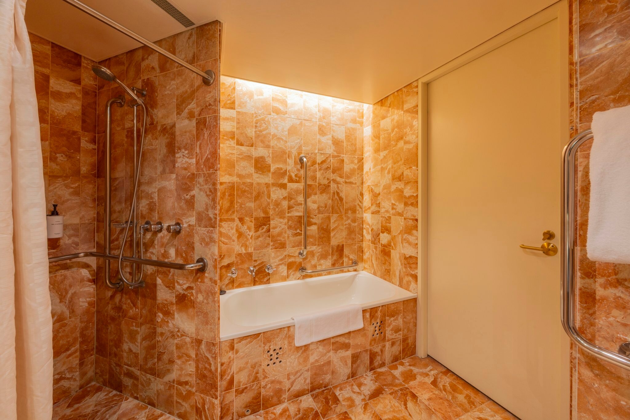 Фото InterContinental Adelaide, an Ihg Hotel