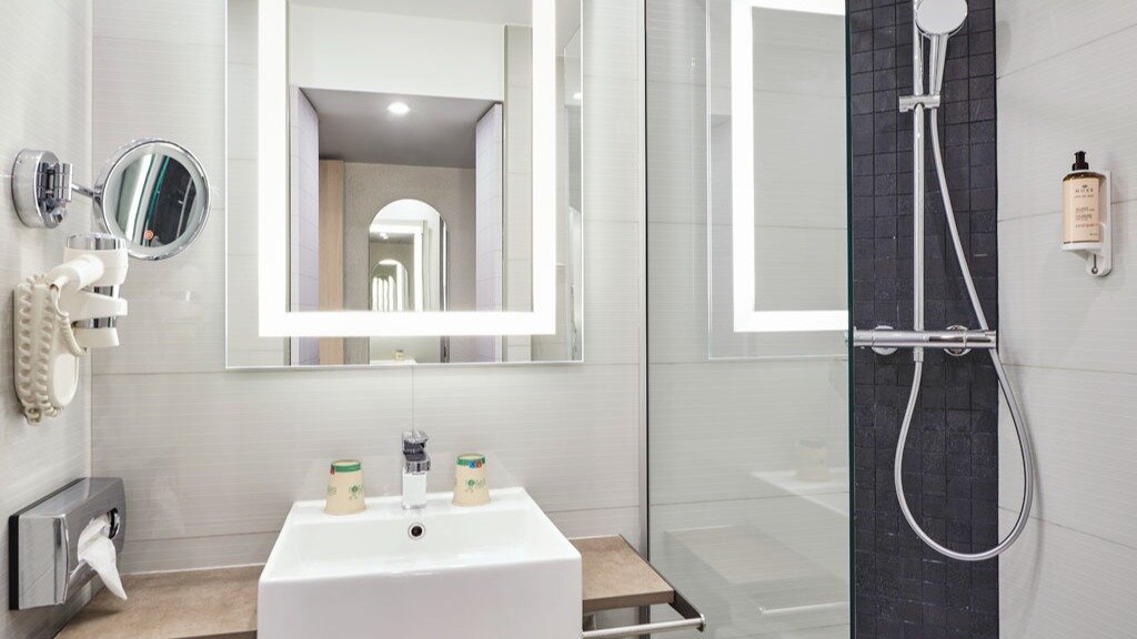 Фото Hotel Mercure Paris 15 Porte de Versailles