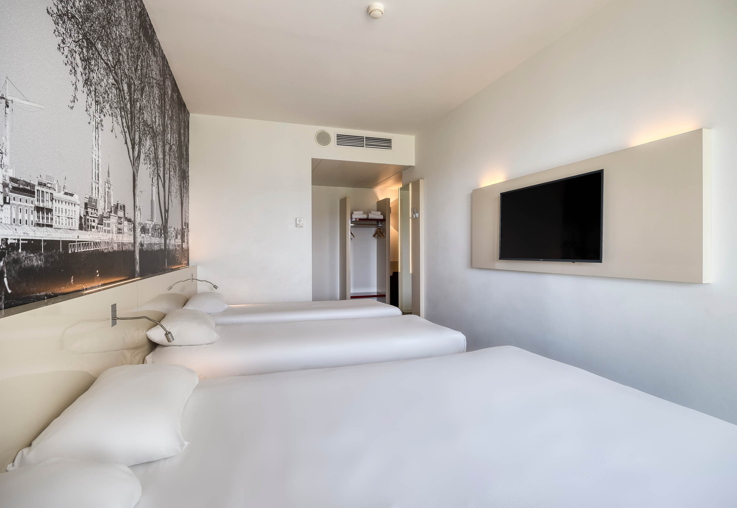 Фото B&b Hotel Antwerpen Zuid