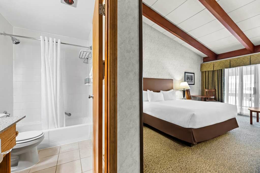 Фото Best Western Adirondack Inn