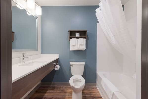 Фото Woodspring Suites Philadelphia Northeast
