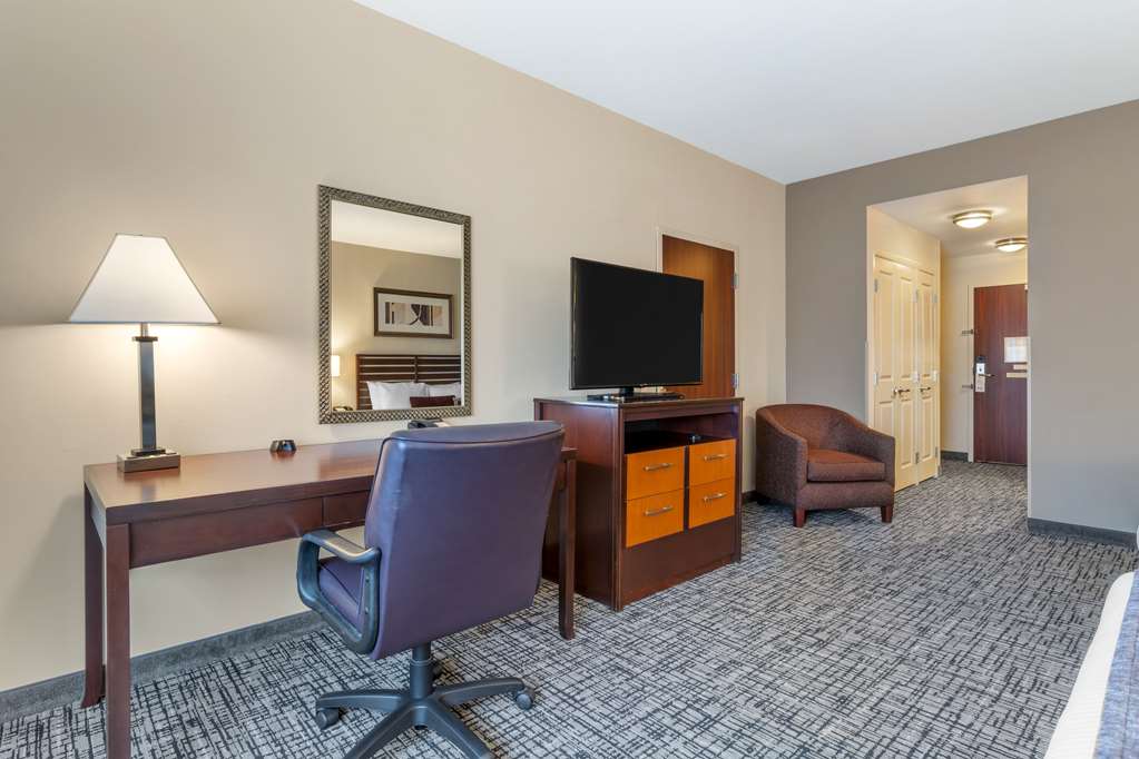 Фото Best Western Plus Bayside Hotel