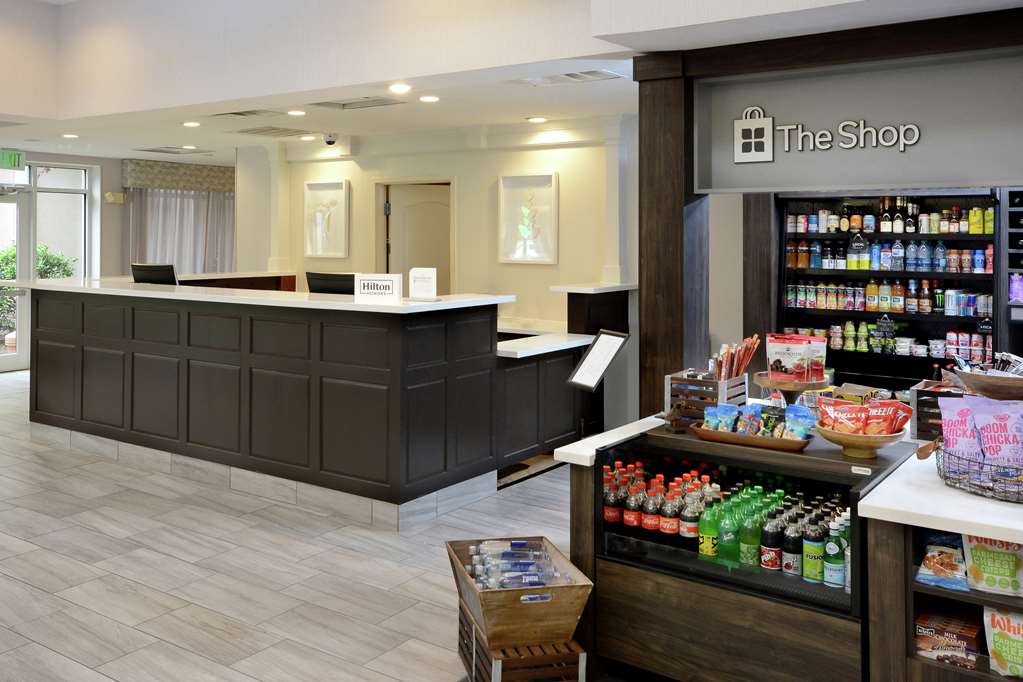 Фото Hilton Garden Inn Greensboro