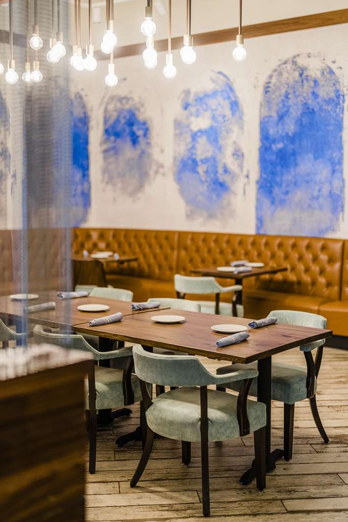 Фото Hotel Maren Fort Lauderdale Beach, Curio Collection by Hilton