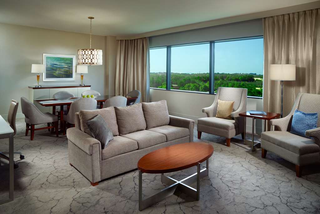 Фото Hilton Atlanta Northeast