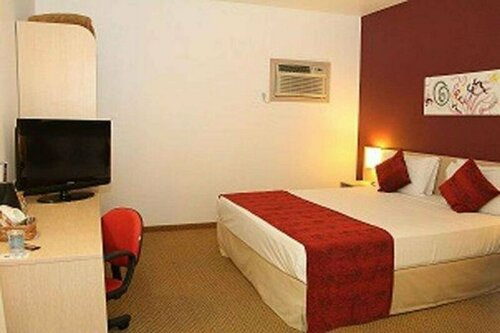 Гостиница Comfort Hotel Joinville в Жоинвили