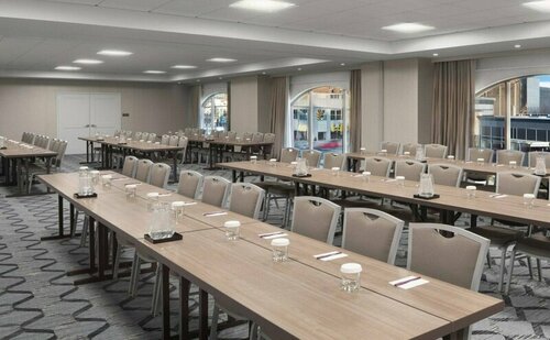 Гостиница Residence Inn Stamford Downtown в Стэмфорде