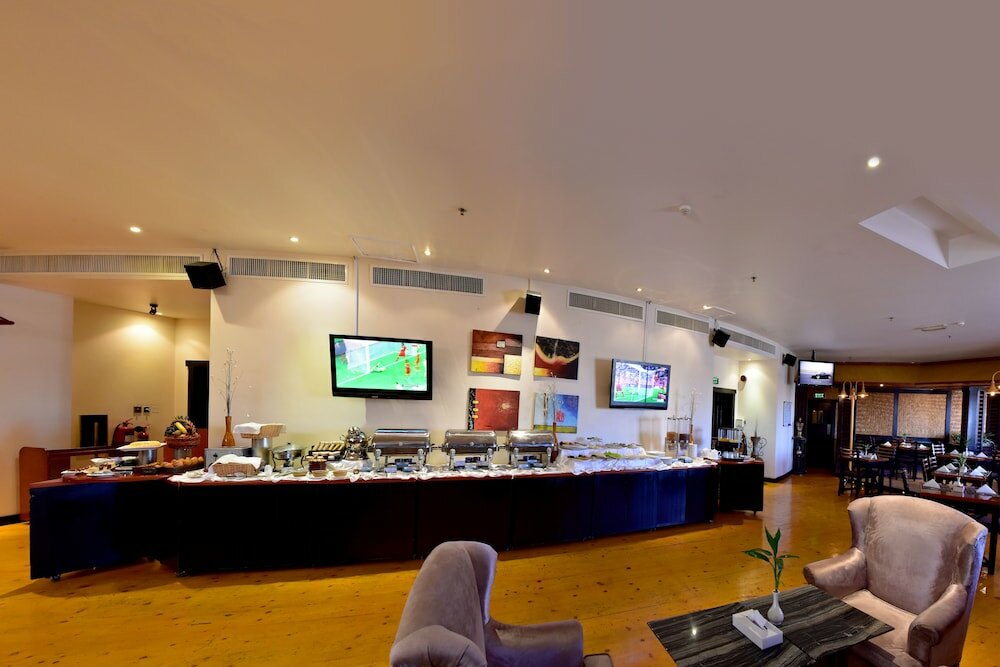 Фото Happy Days Hotel