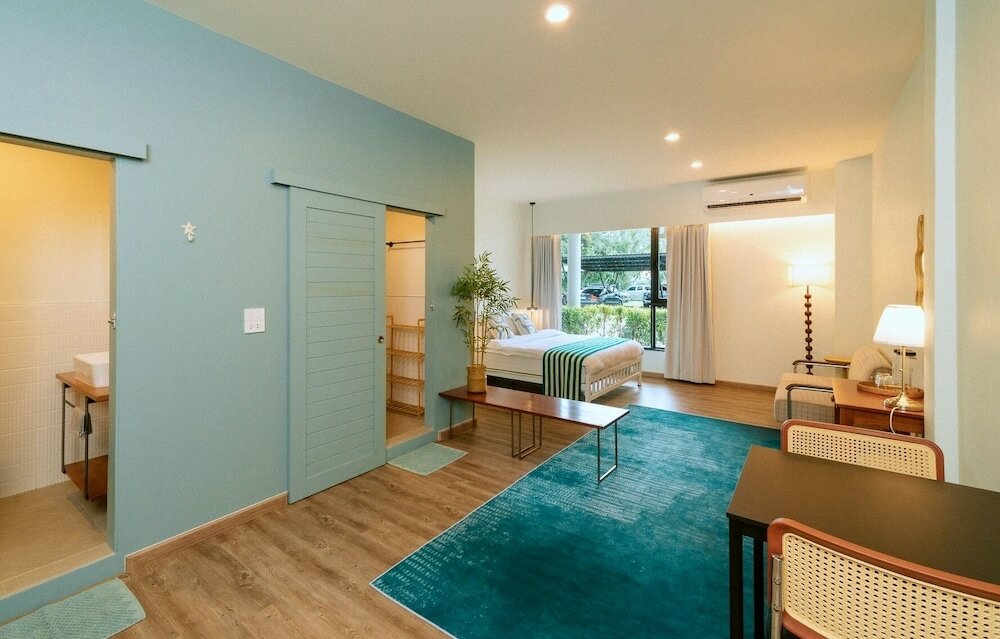 Фото Nautical Home Bed & Breakfast Khaolak