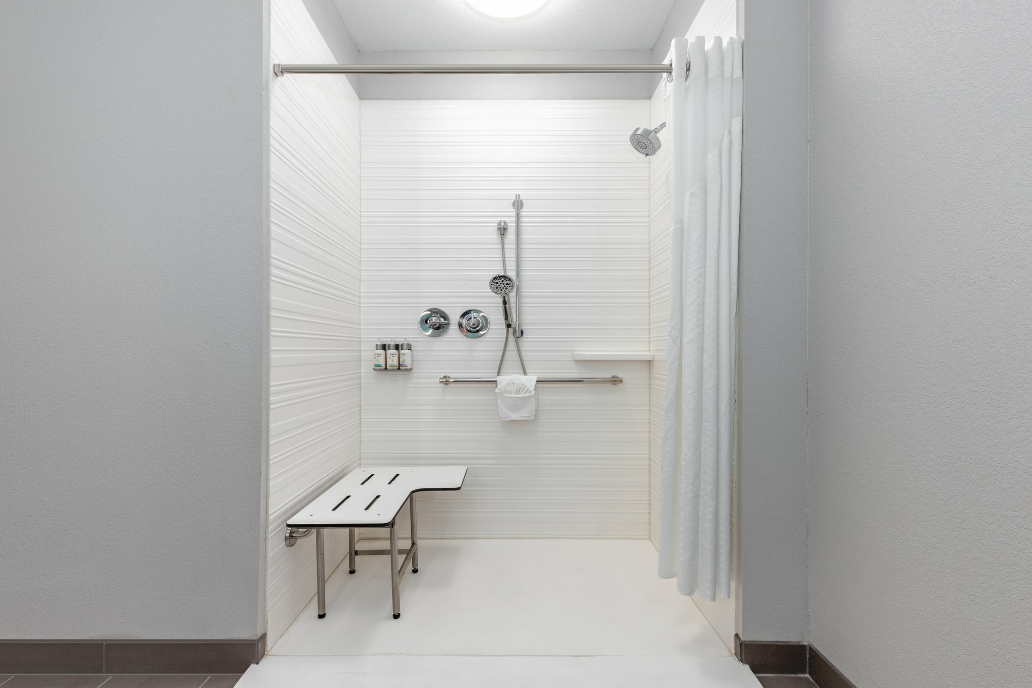 Фото Avid Hotels Austin Nw Lakeline, an Ihg Hotel