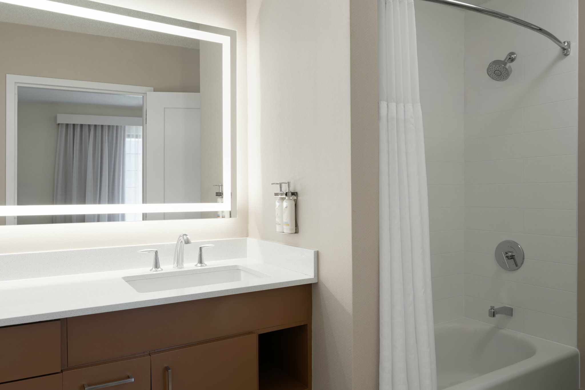 Фото Sonesta Es Suites Burlington Boston
