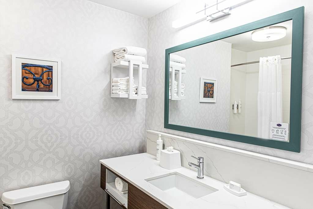 Фото Hampton Inn & Suites Charleston/West Ashley