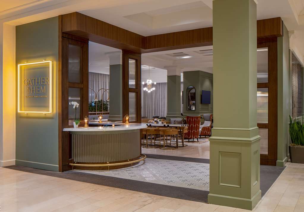 Фото Hilton Richmond Downtown