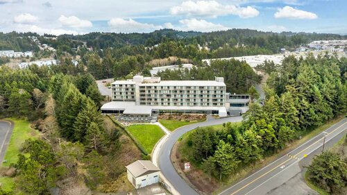 Гостиница Best Western Plus Agate Beach Inn в Ньюпорте