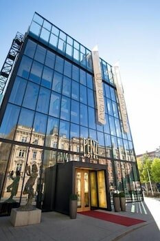 Фото The Penz Hotel