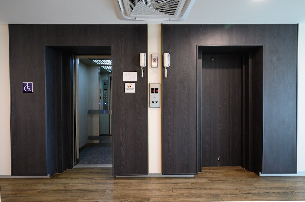 Фото Iwish Hotel