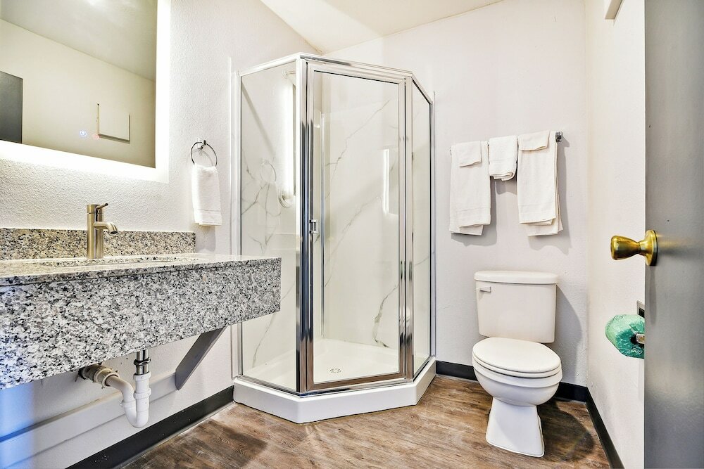 Фото Oyo Hotel Shreveport Airport North