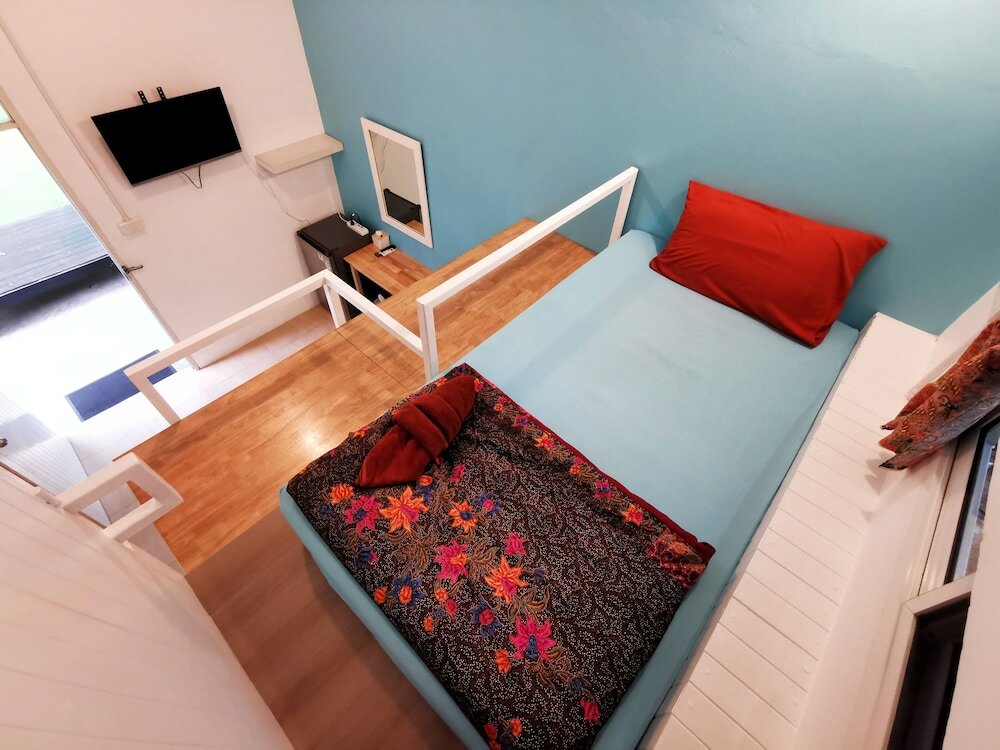 Фото Glur Hostel Aonang