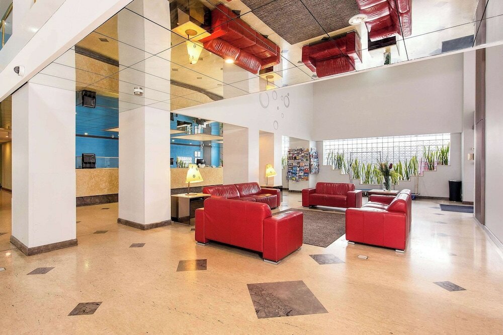 Фото Quality Hotel Ambassador Perth