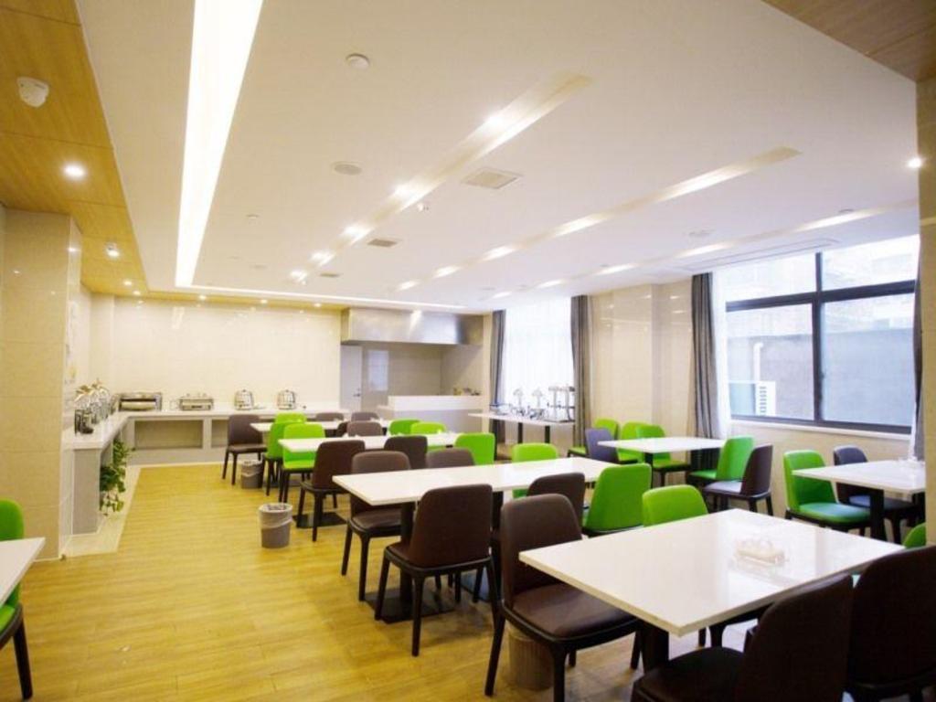 Фото GreenTree Inn Anhui Suzhou Si District Bianhe Avenue Business Hotel