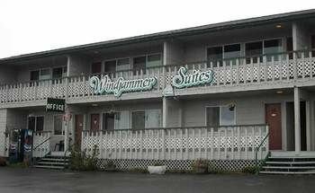 Гостиница Seafarer Suites в Хомере