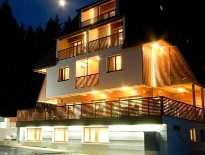 Внешний вид отеля Hotel Soa в Жабляке, фото 1