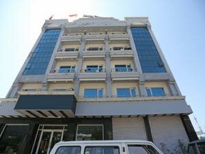 Гостиница Hotel Dolphin в Катре