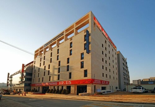 Гостиница Benikea The H Hotel в Хвасоне