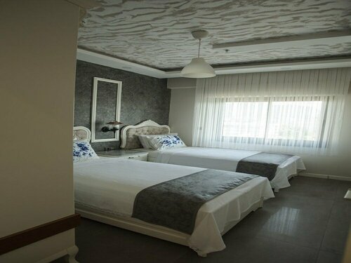 Гостиница Lion Park Suites & Residence Hotel в Айдыне